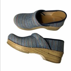 dansko canvas clogs